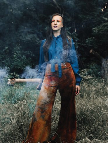 Donna Grantis DIAMONDS & DYNAMITE